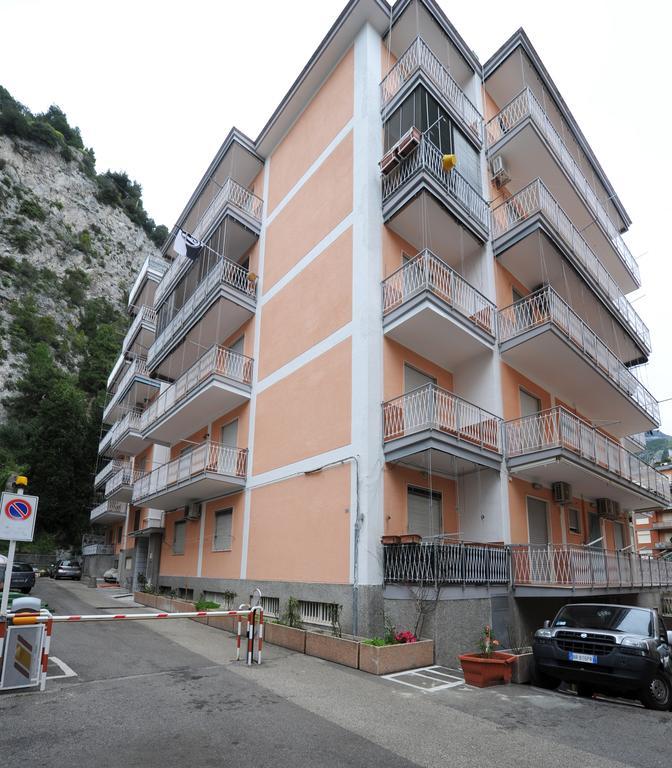 Tizi Apartments Porto Maiori Exteriör bild