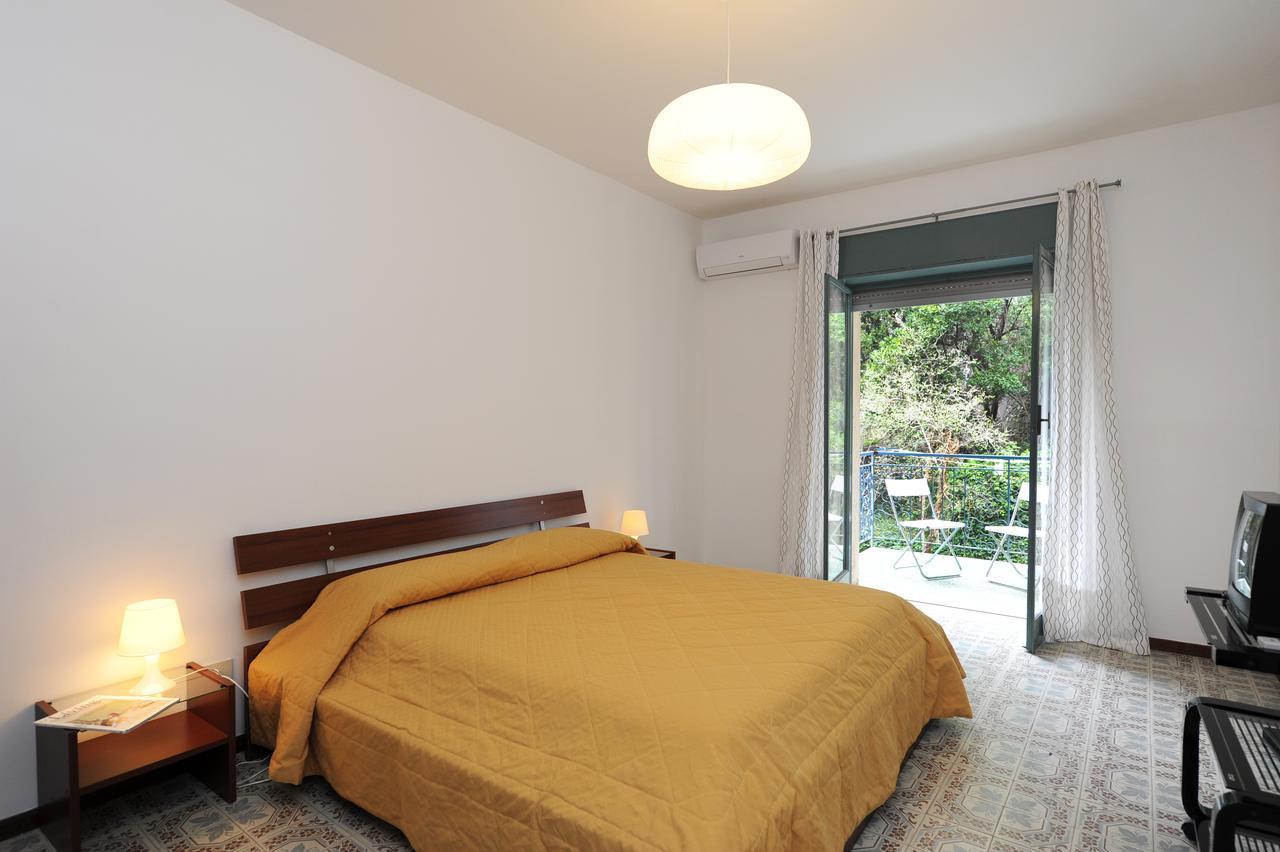 Tizi Apartments Porto Maiori Exteriör bild